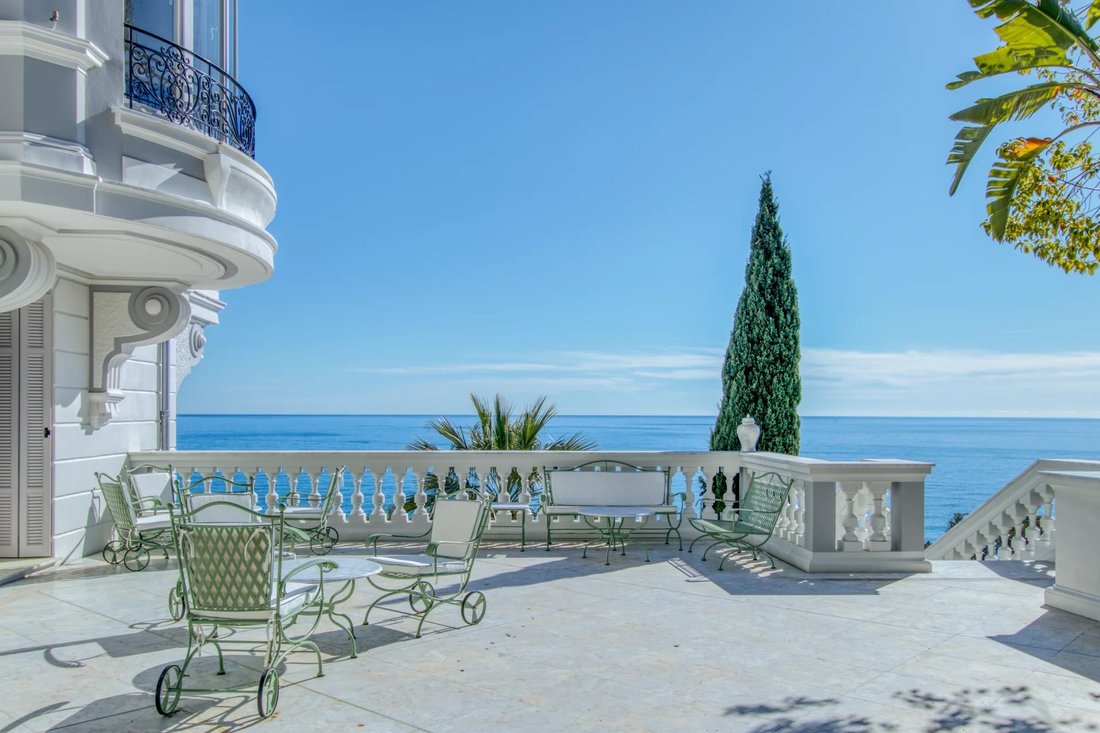 Villa in Cap-d'Ail, Provence-Alpes-Côte d'Azur, France 3 - 13996812