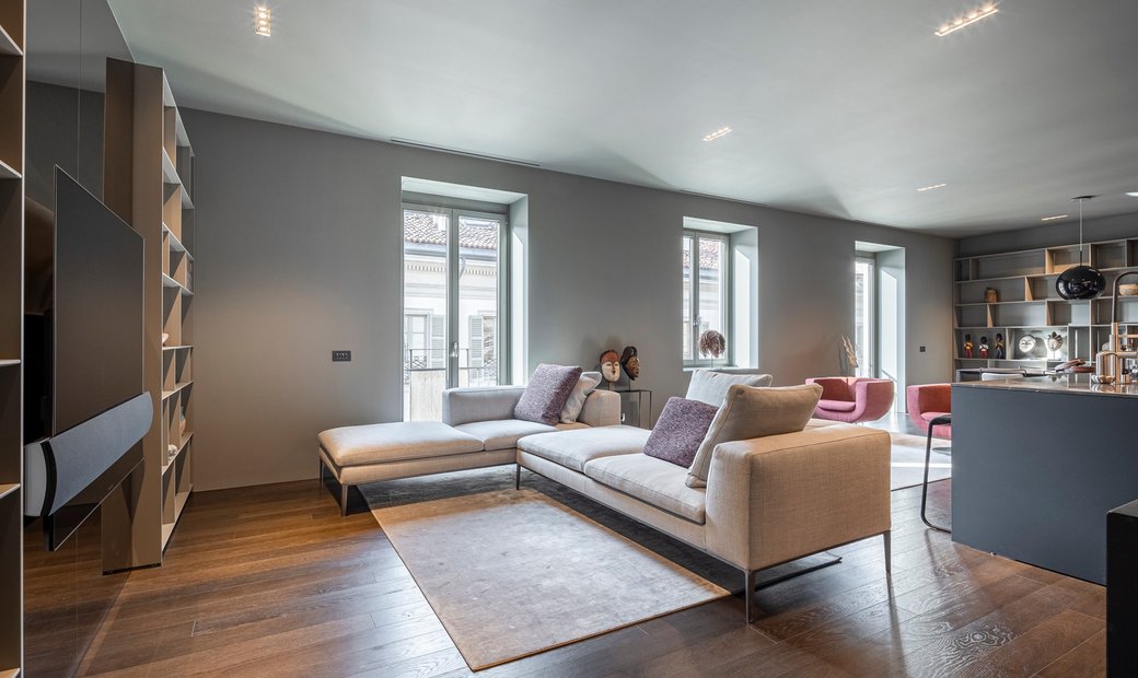 Exclusive Contemporary Design Apartment In Via Montenapoleone In Milano ...