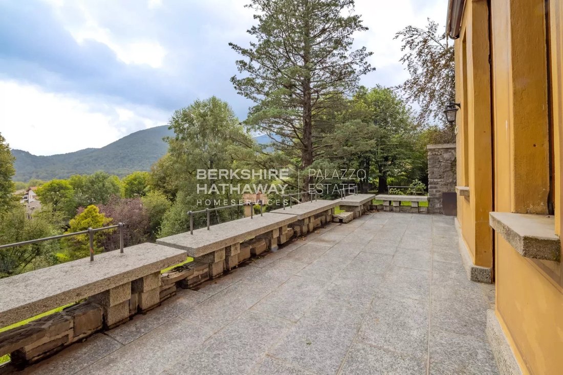 Villa in Lanzo d'Intelvi, Ramponio Verna, Lombardy 2 - 14723179