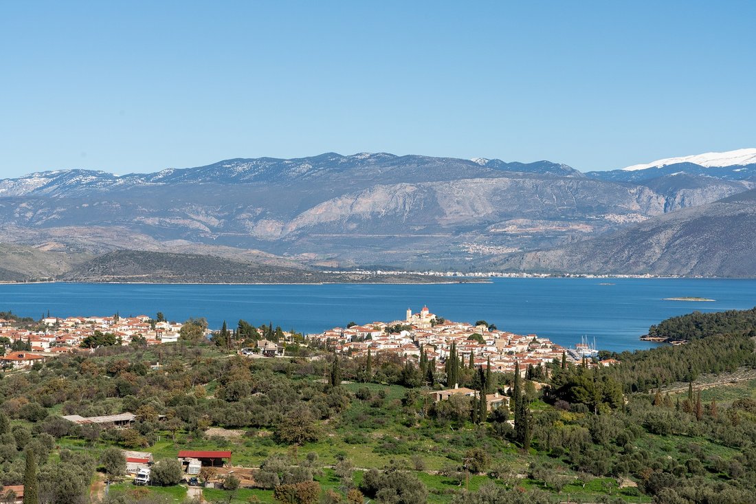 House in Community of Galaxidi, Thessaly and Central Greece, Greece 1 - 15176609