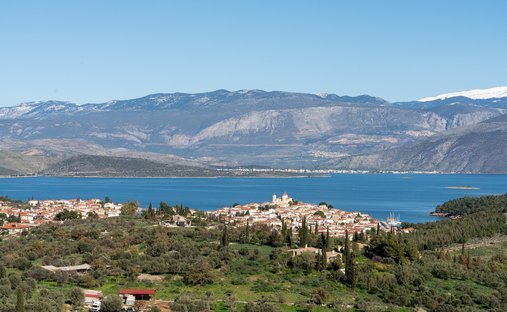 House in Community of Galaxidi, Thessaly and Central Greece, Greece 1