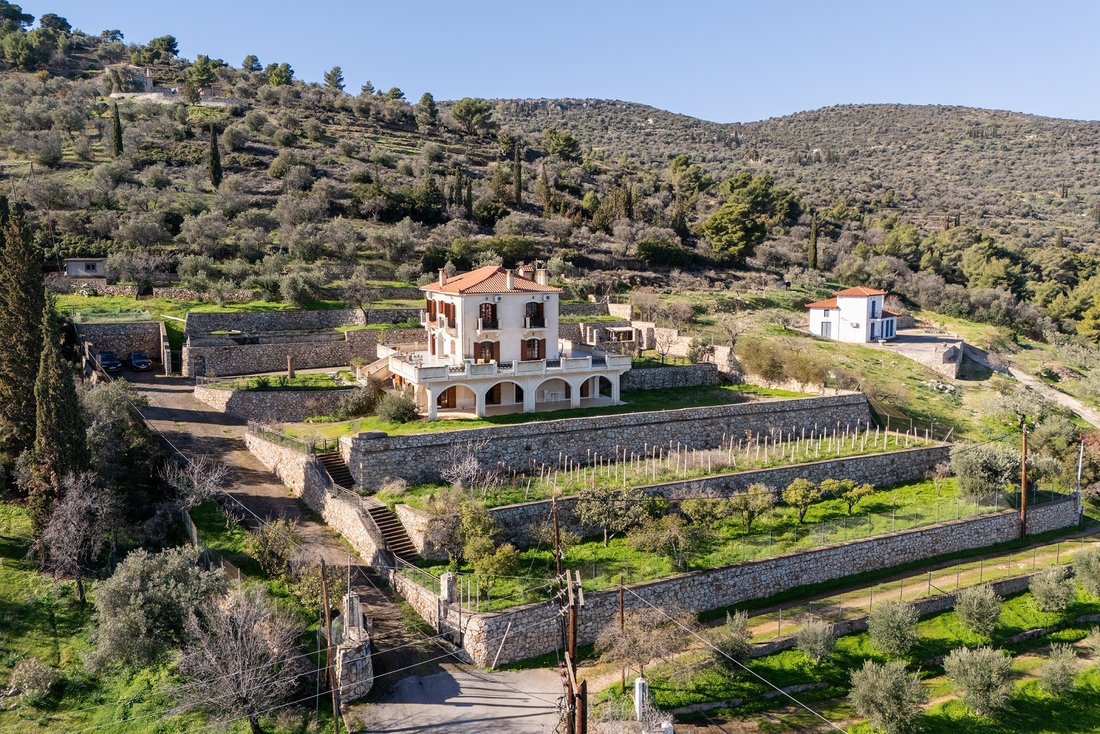House in Community of Galaxidi, Thessaly and Central Greece, Greece 2 - 15176609