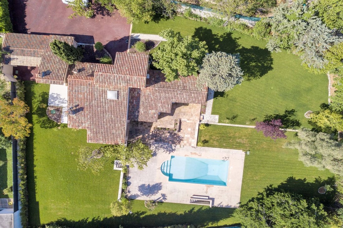 Villa in Valbonne, Provence-Alpes-Côte d'Azur, France 3 - 14305676