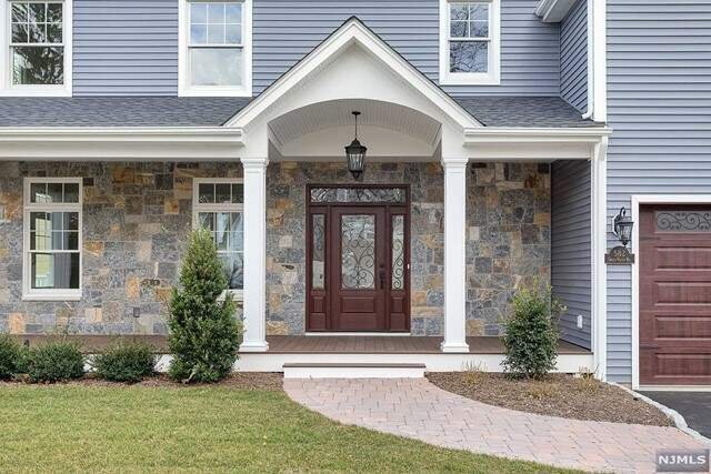 House in Paramus, New Jersey, United States 2 - 15169911