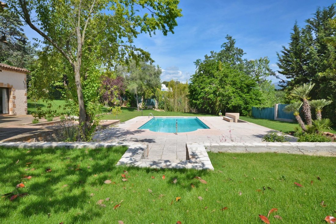Villa in Valbonne, Provence-Alpes-Côte d'Azur, France 4 - 14305676