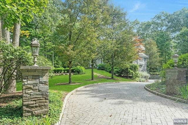 House in Franklin Lakes, New Jersey, United States 3 - 14572132