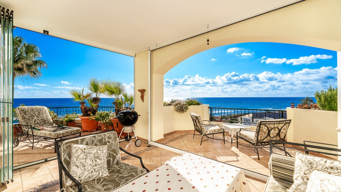 Penthouse in Elviria-Cabopino, Marbella, Spain 4 - 15178979