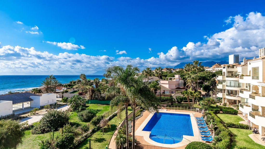 Penthouse in Elviria-Cabopino, Marbella, Spain 2 - 15178979