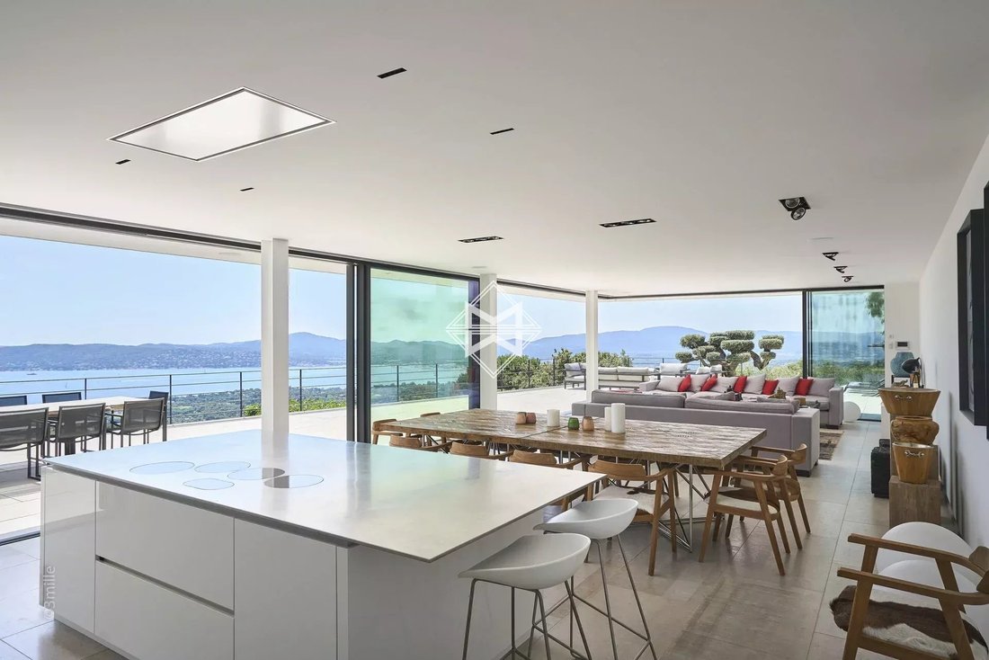Villa in Grimaud, Provence-Alpes-Côte d'Azur, France 5 - 13346633