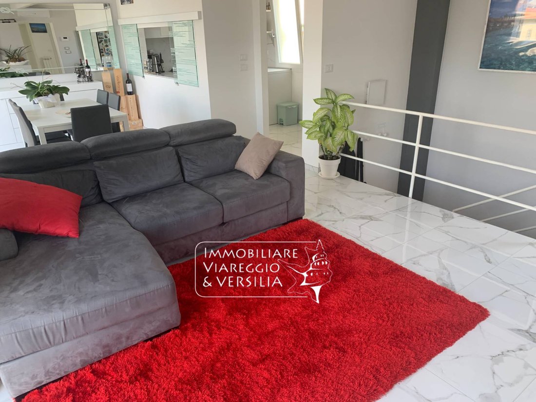 Apartment in Lungomare, Viareggio, Tuscany 5 - 15143589