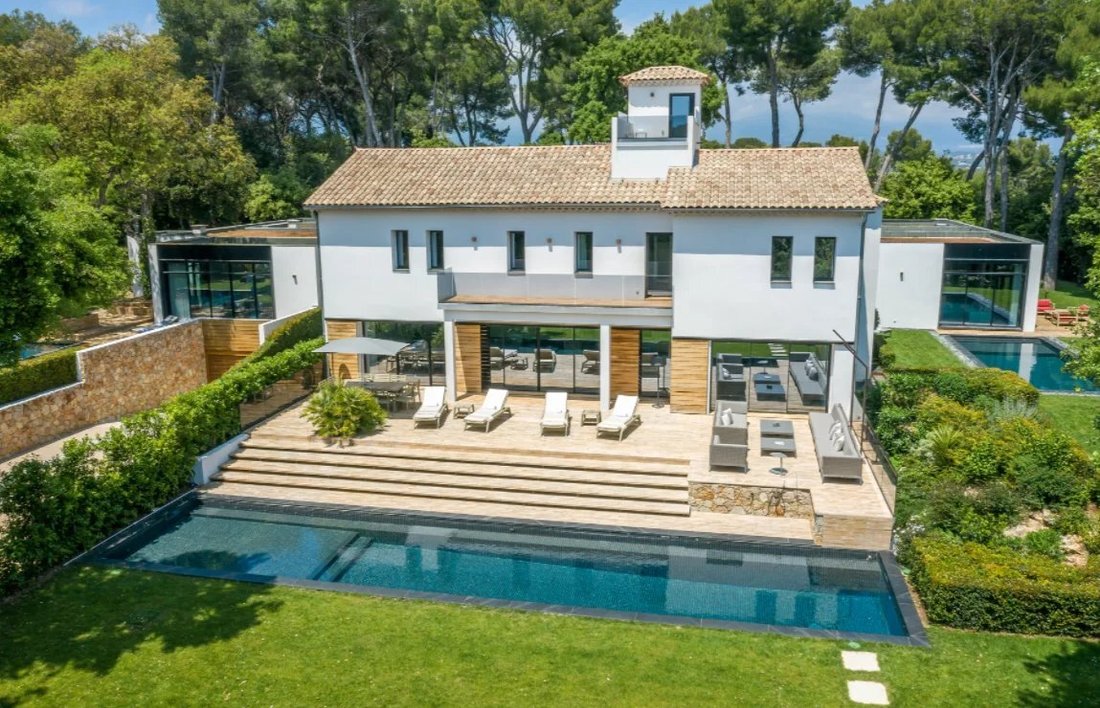 Estate in Vieille Ville, Antibes, France 3 - 12221958