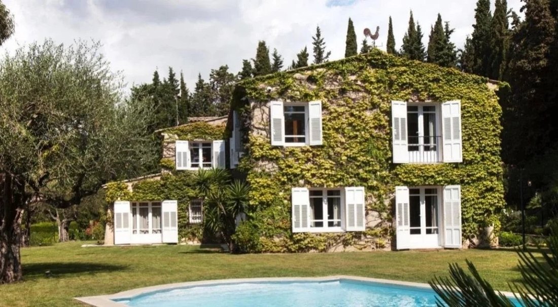 Villa in Les Indes les-Groulles, Mouans-Sartoux, France 1 - 12112394