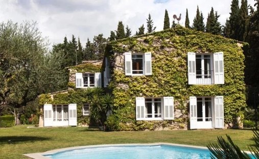 Villa in Les Indes les-Groulles, Mouans-Sartoux, France 1