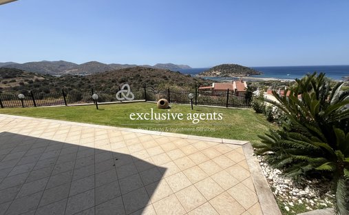 Villa in Anavissos, Attica, Greece 1
