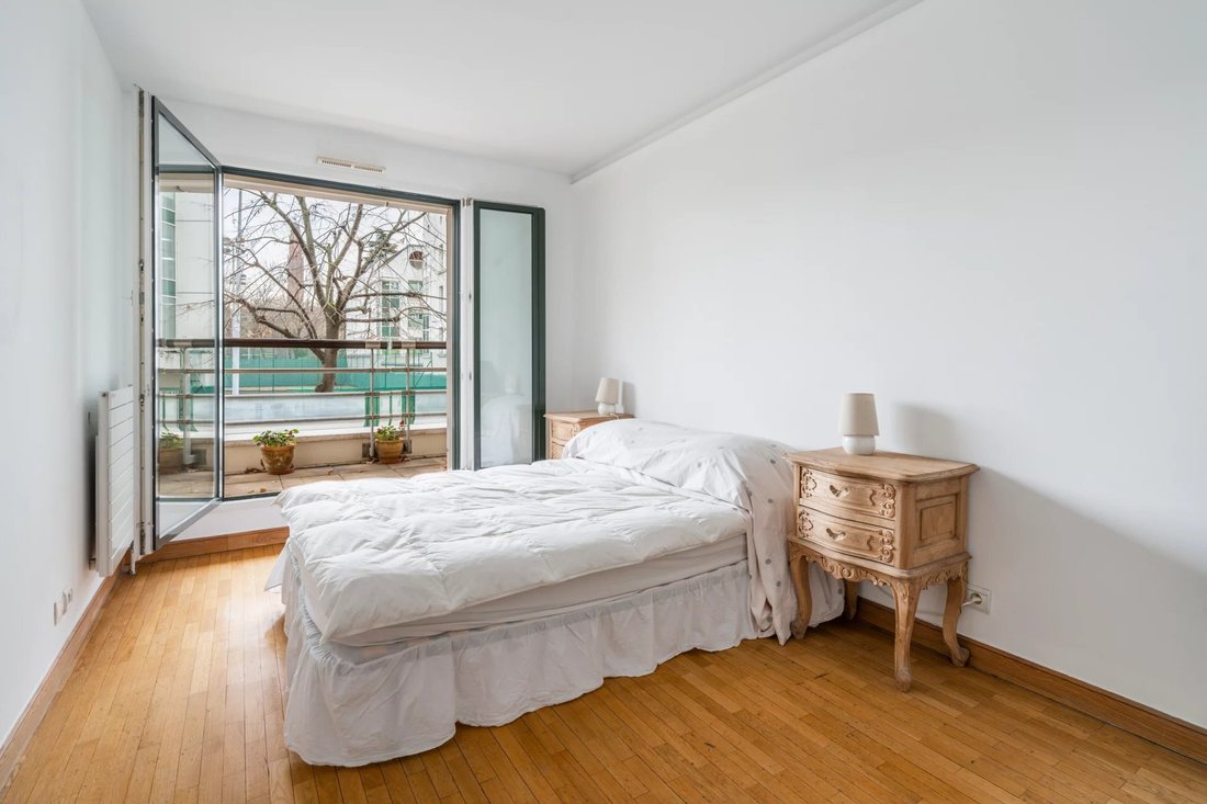 Apartment in Eiffel, Levallois-Perret, France 5 - 13975649