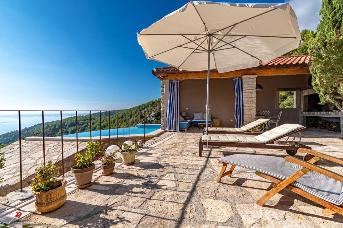 Villa in Gradski kotar Stari grad, Korcula, Dubrovnik-Neretva County 3 - 15178996