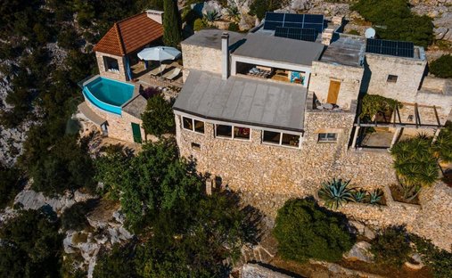 Villa in Gradski kotar Stari grad, Korcula, Dubrovnik-Neretva County 1