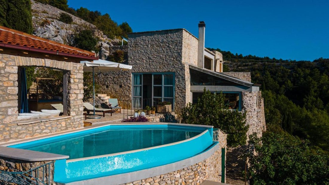 Villa in Gradski kotar Stari grad, Korcula, Dubrovnik-Neretva County 4 - 15178996
