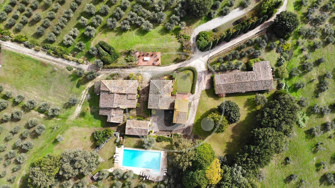 Estate in Rignano sull'Arno, Tuscany, Italy 2 - 15179017