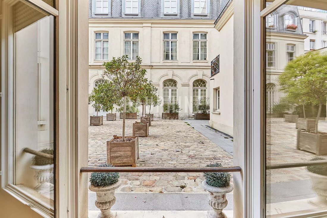 Apartment in Monnaie, Paris 6e Arrondissement, Paris 5 - 15179050