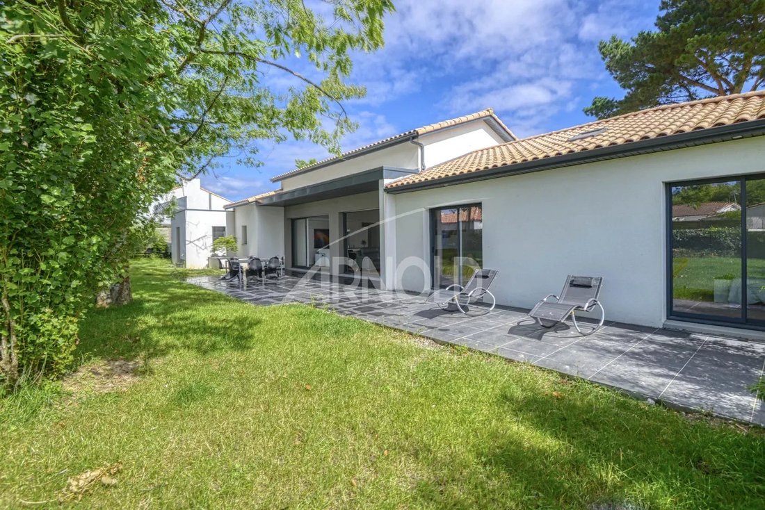 House in Sainte Marie, Pornic, France 2 - 14467302