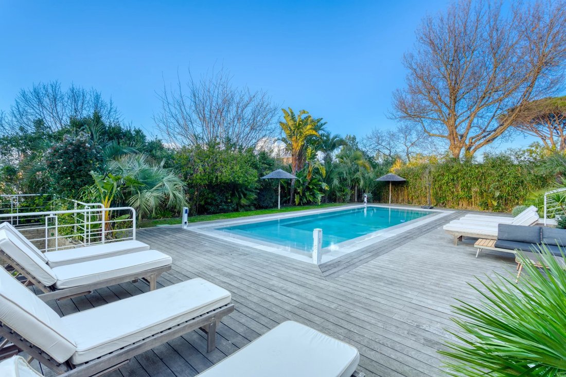 Villa in Zone Ouest Urbaine, Saint-Tropez, France 5 - 13990109