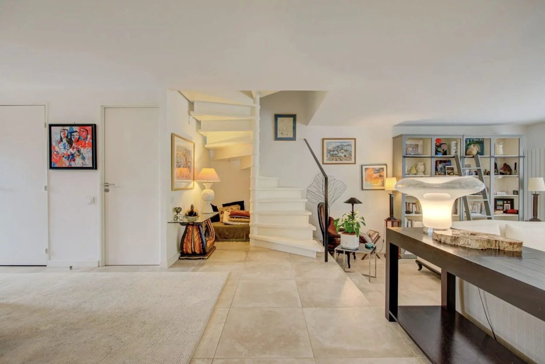 House in Grandes Carrières-Clichy, Paris 18e Arrondissement, Paris 3 - 13591170