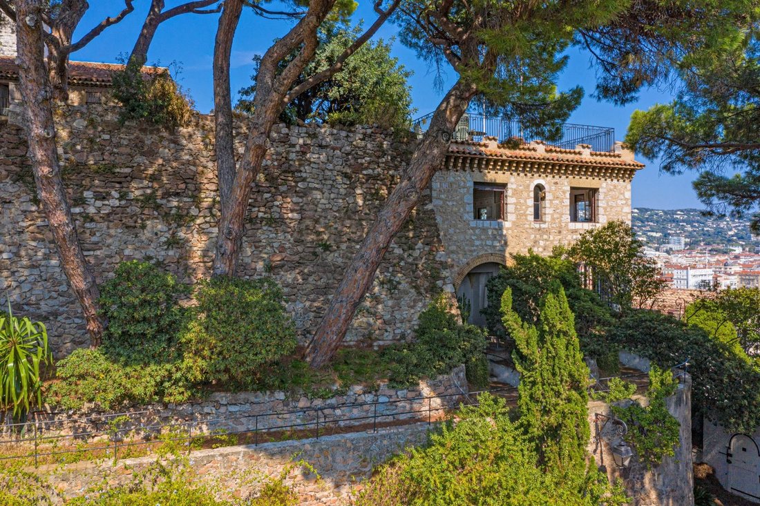 Castle in Cannes, Provence-Alpes-Côte d'Azur, France 5 - 12471141