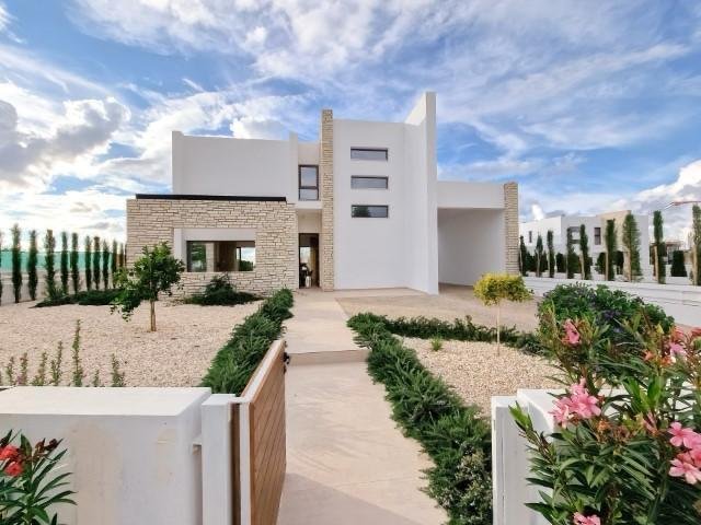 Villa in Peyia, Paphos, Cyprus 2 - 15179088