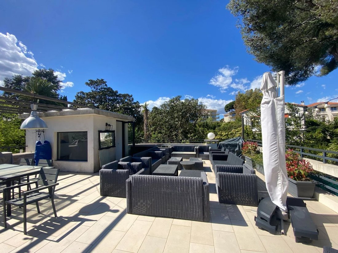 House in Cannes, Provence-Alpes-Côte d'Azur, France 3 - 14106844