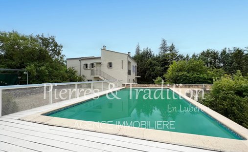 House in Apt, Provence-Alpes-Côte d'Azur, France 1