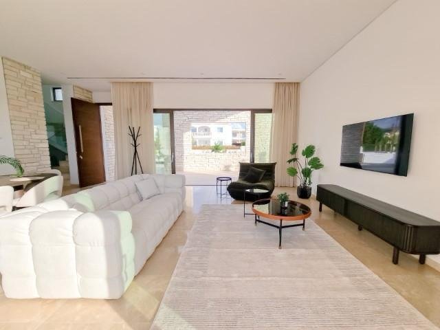 Villa in Peyia, Paphos, Cyprus 4 - 15179088