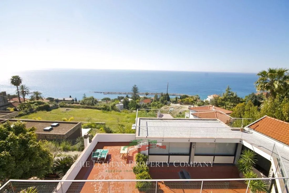 Villa in Aurelia Ponente Street - Valdirodi, Ospedaletti, Liguria 3 - 11378049