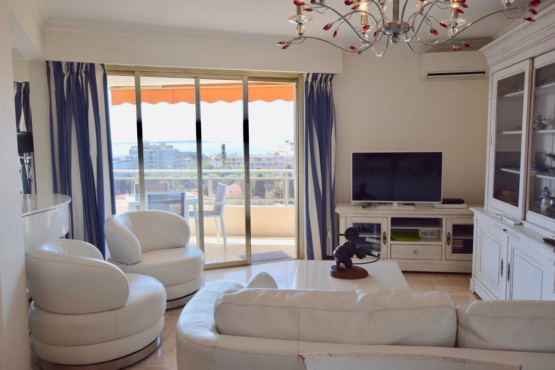 Apartment in Juan les Pins-Gallice, Antibes, France 3 - 11672239