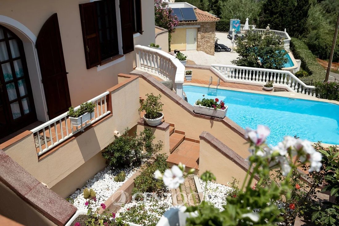 Villa in Budoni, Sardinia, Italy 4 - 14052359