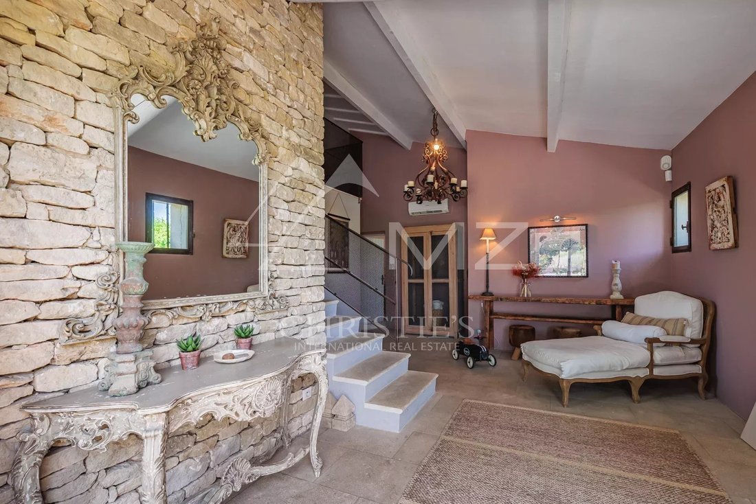 Villa à Gordes, Provence-Alpes-Côte d'Azur, France 4 - 14560269