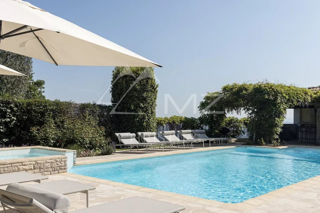 Villa in Tourrettes-sur-Loup, Provence-Alpes-Côte d'Azur, France 4 - 12236043