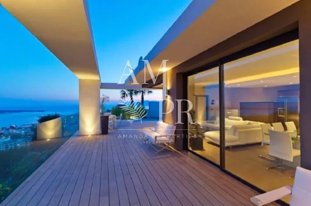 Villa in Cannes, Provence-Alpes-Côte d'Azur, France 4 - 10877548