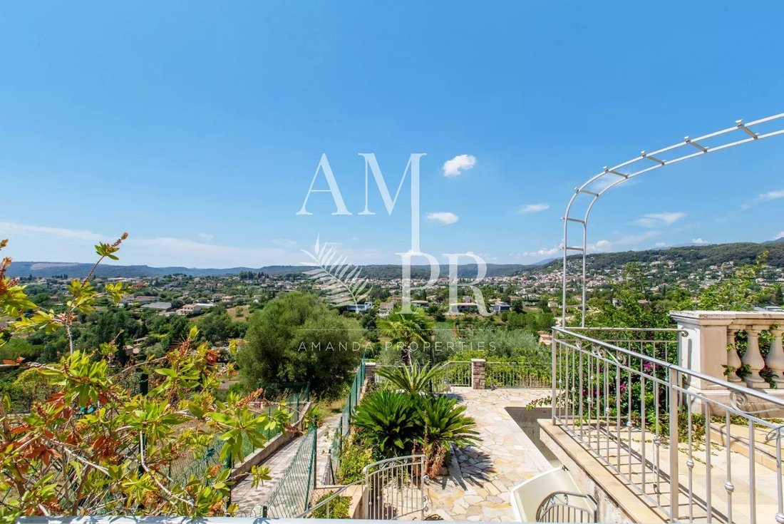 Villa in Saint-Paul-de-Vence, Provence-Alpes-Côte d'Azur, France 3 - 12991649