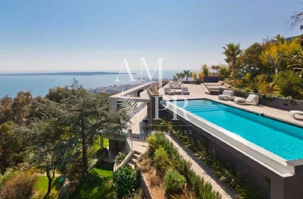 Villa in Cannes, Provence-Alpes-Côte d'Azur, France 1 - 10877548
