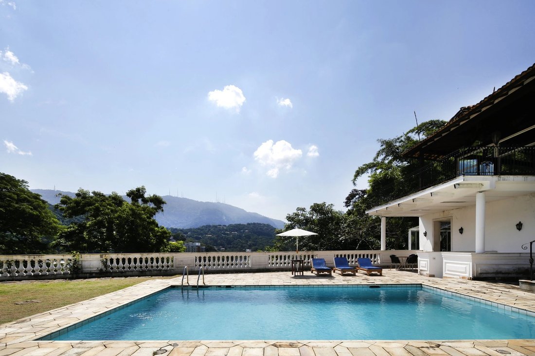 Villa in Rio de Janeiro, State of Rio de Janeiro, Brazil 4 - 10449515
