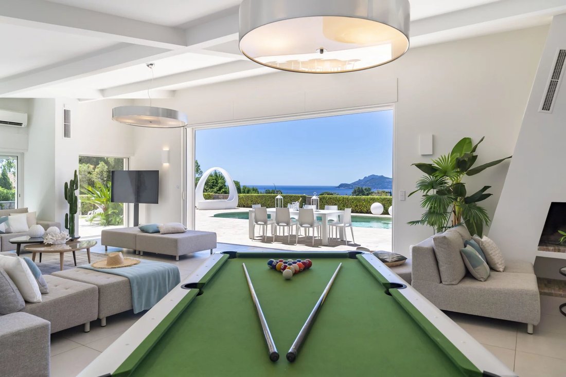 Villa in Broussailles, Cannes, France 4 - 13689214