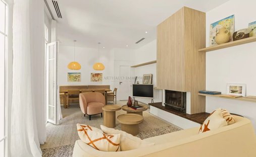 Townhouse in La Californie, Cannes, France 1