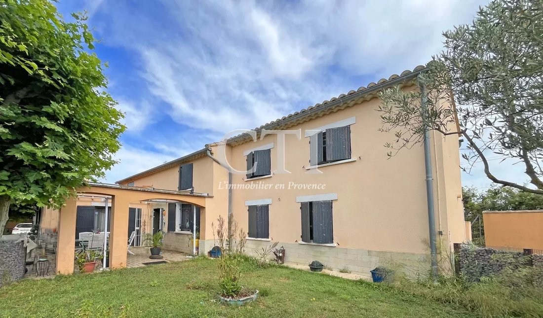 House in Violes, Provence-Alpes-Côte d'Azur, France 3 - 12371655