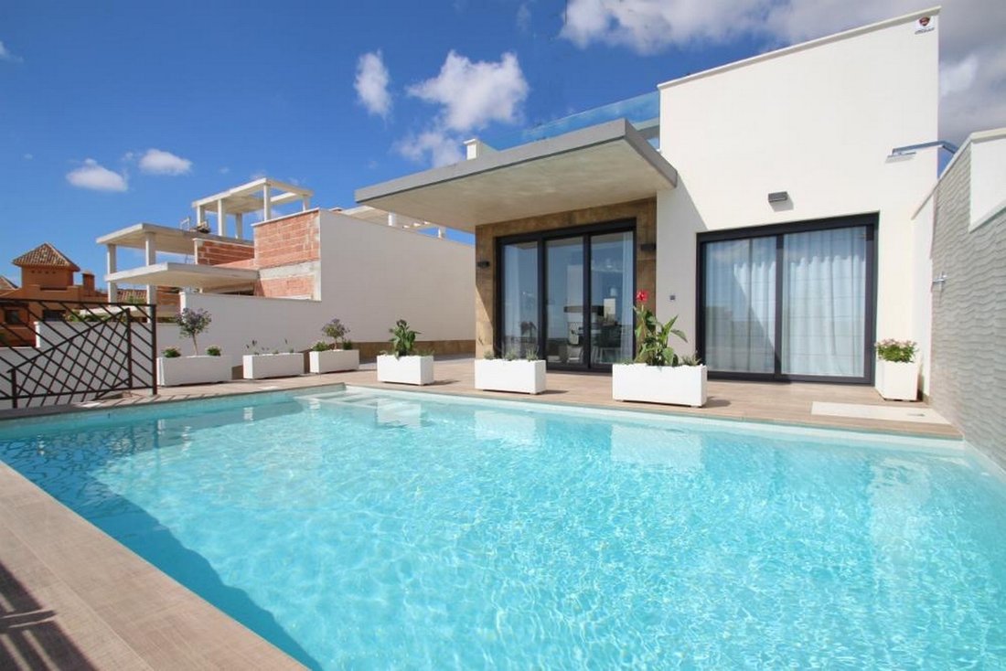 Villa in San Miguel de Salinas, Valencian Community, Spain 2 - 12415170