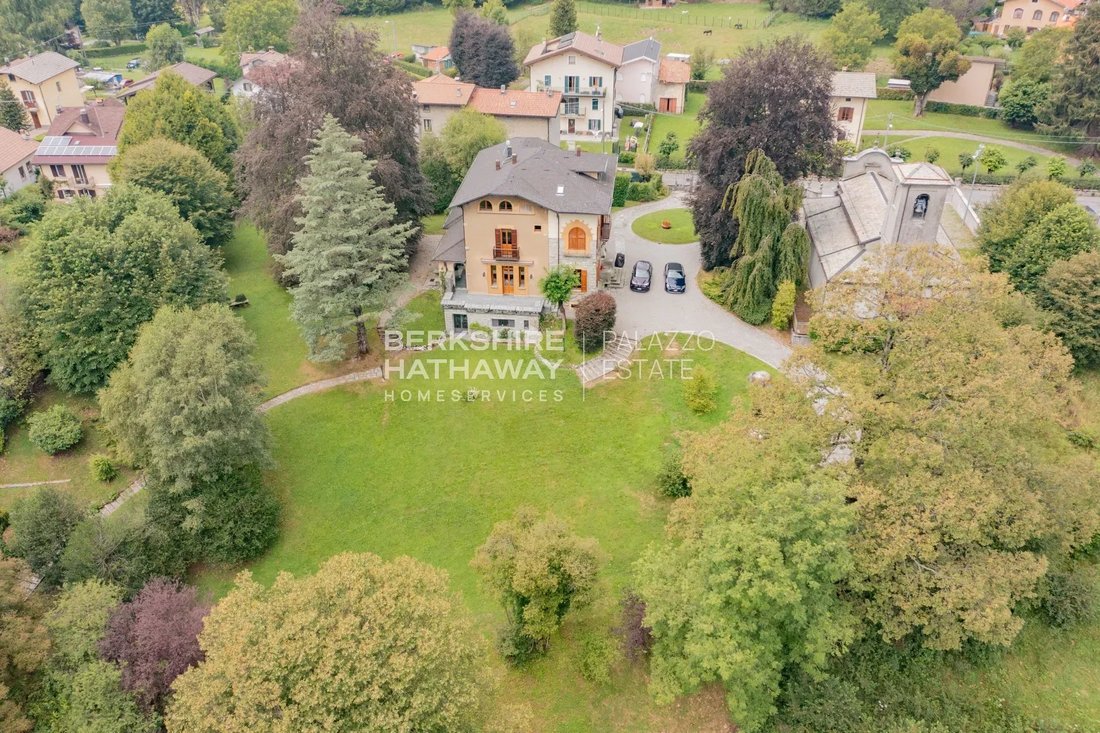 Villa in Lanzo d'Intelvi, Ramponio Verna, Lombardy 3 - 14723179