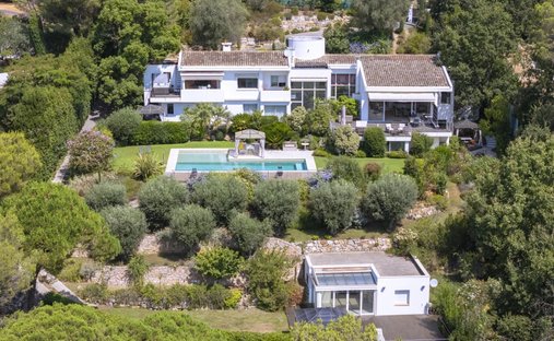 Villa in Valbonne, Provence-Alpes-Côte d'Azur, France 1