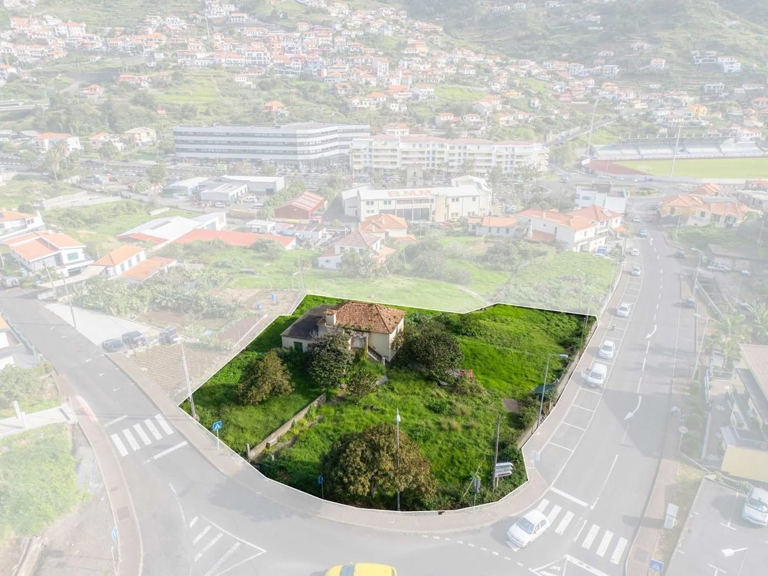 Land in Machico, Autonome Region Madeira, Portugal 1 - 15179960