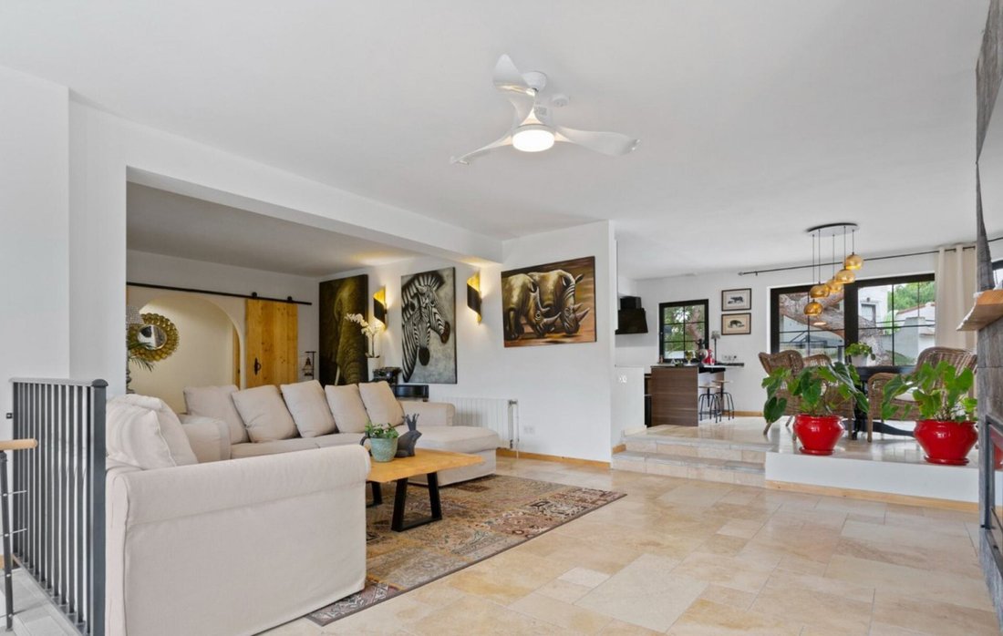 Villa in Torrevieja, Valencian Community, Spain 5 - 12727978