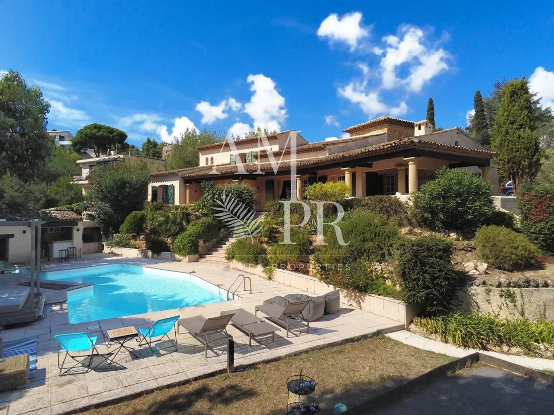 Villa in Cannes, Provence-Alpes-Côte d'Azur, France 4 - 10877239